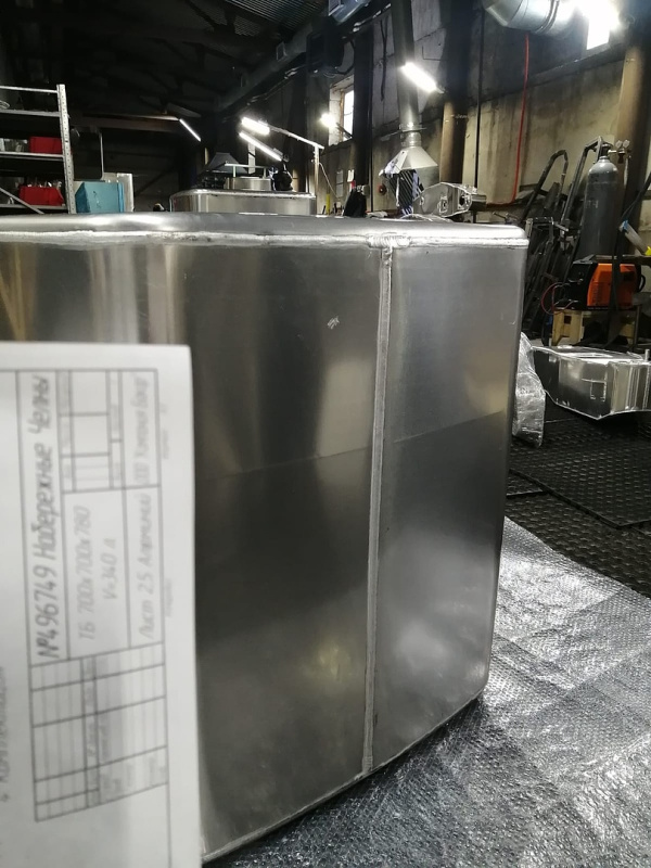 Алюминиевый топливный бак 340 л (700x700x780) (№ 496749)